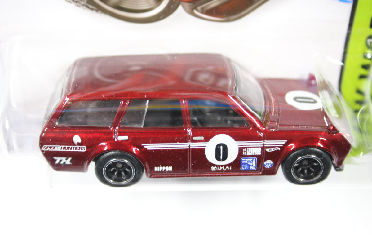 Super] Hot Wheels 2014 Super Treasure Hunt - '71 Datsun Bluebird