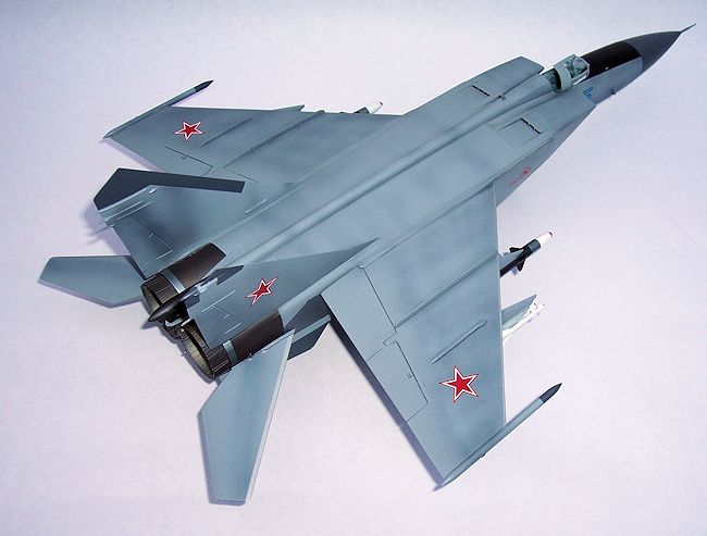 Kitty Hawk 1/48 MiG-25PD/PDS Foxbat, by Kevin Thompson