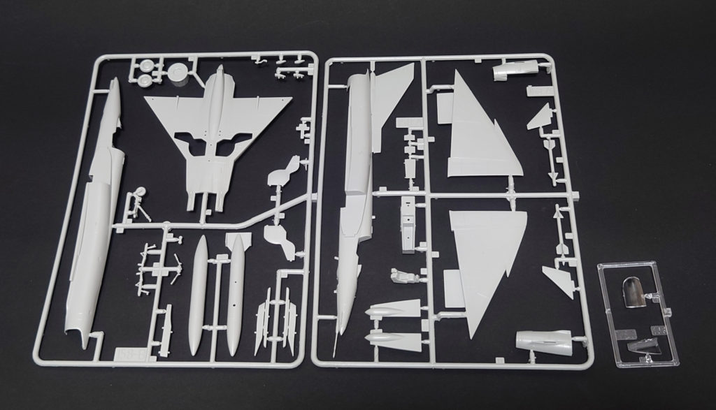 開封レビュー】レベル 1/72 クフィル C.2 | Modelyard