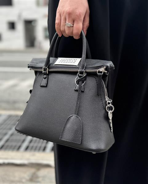 5AC ミニバッグ｜MAISON MARGIELA（メゾン マルジェラ）通販オンライン