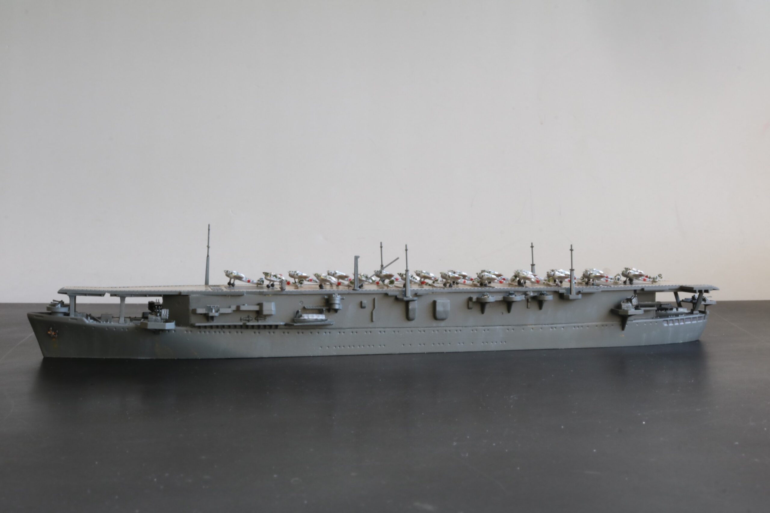 誰でも作れる1/700艦艇模型 航空母艦 冲鷹 | 誰でも作れる1/700艦艇