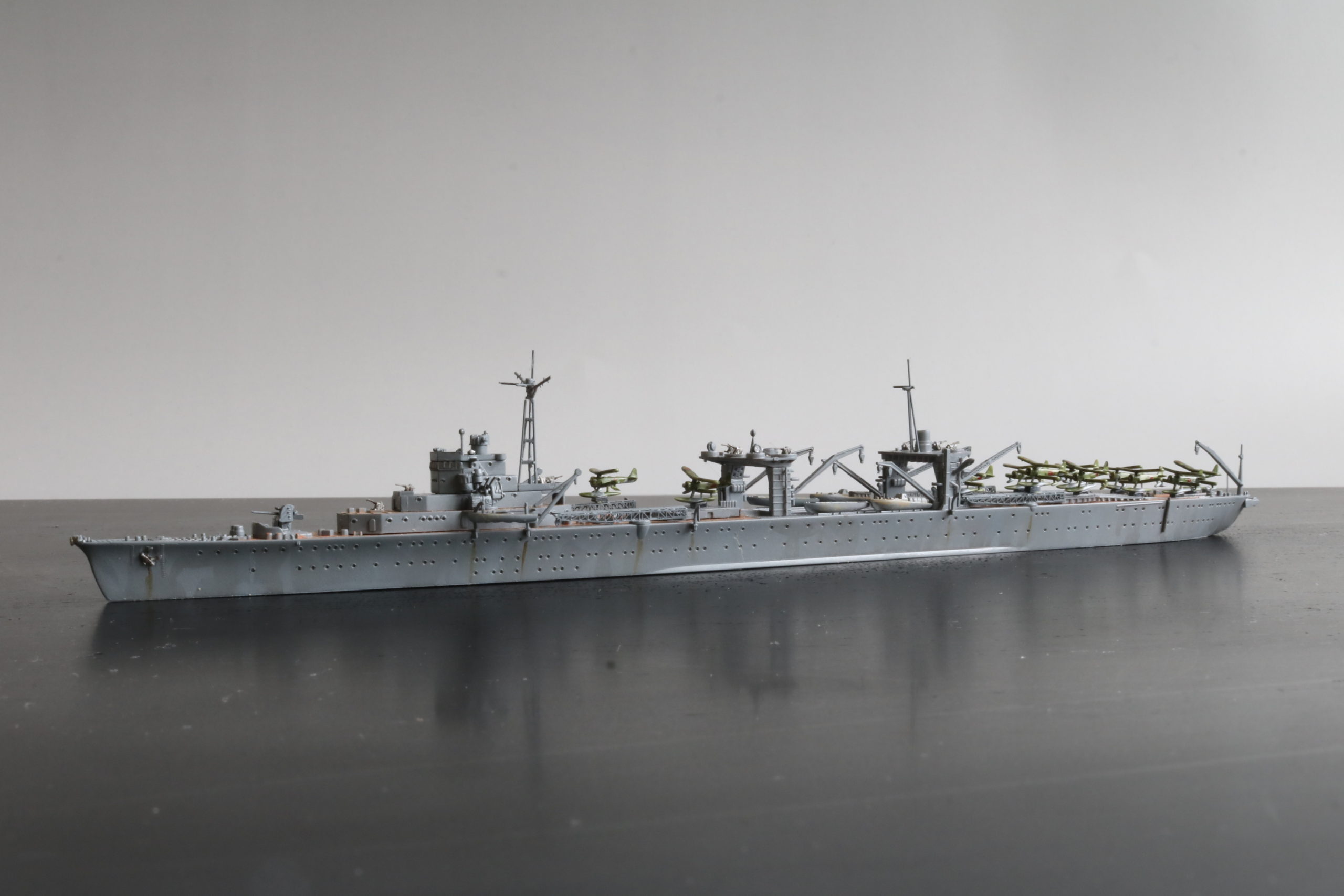 誰でも作れる1/700艦艇模型 水上機母艦 瑞穂 | 誰でも作れる1/700艦艇