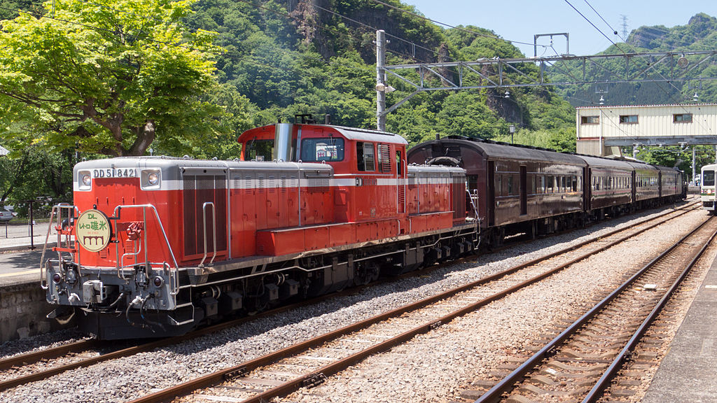 ロクハン】(Zゲージ) DD51形800番台（お召し仕様）2019年12月発売