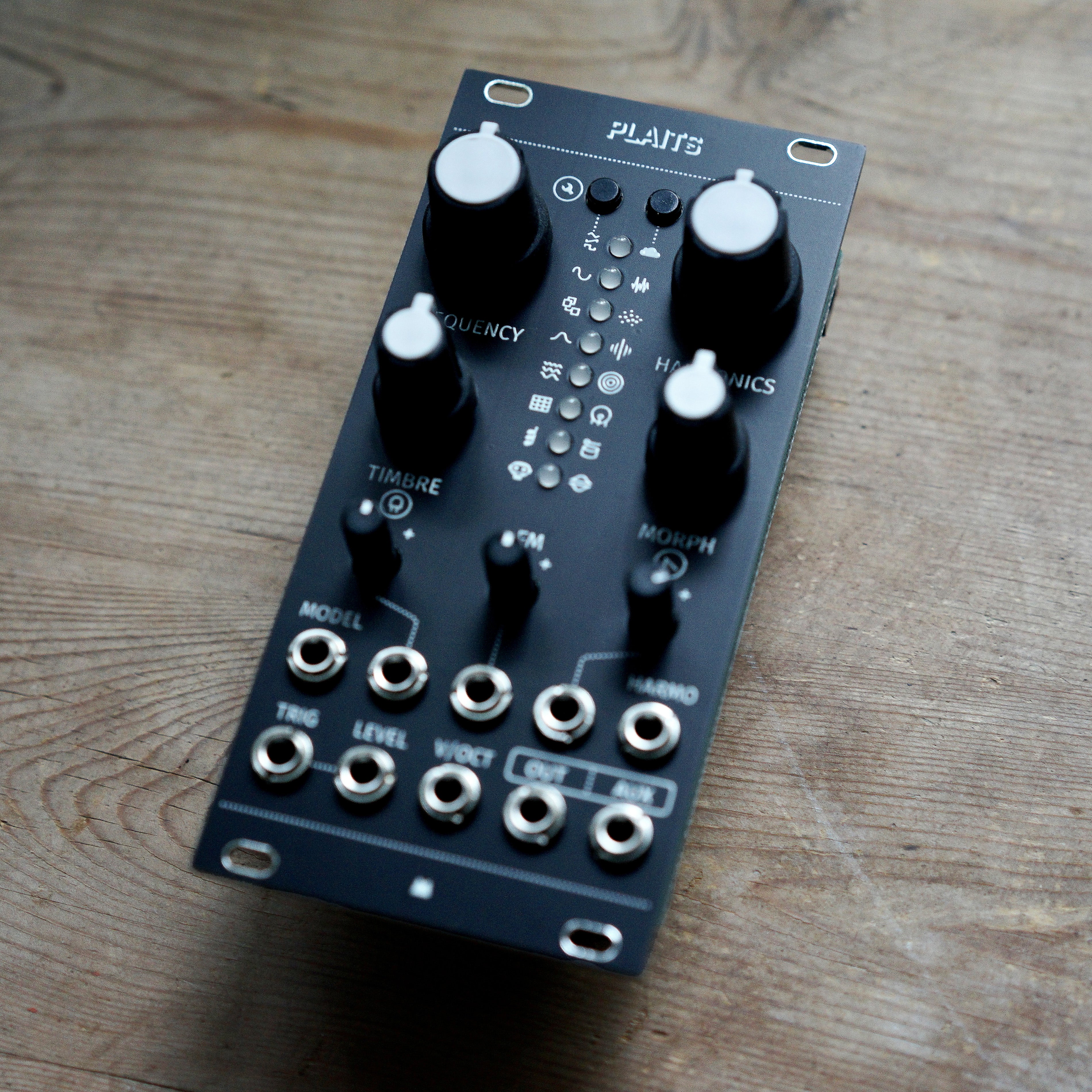 Mutable Instruments Plaits 黒パネル＋純正銀パネル Mutable