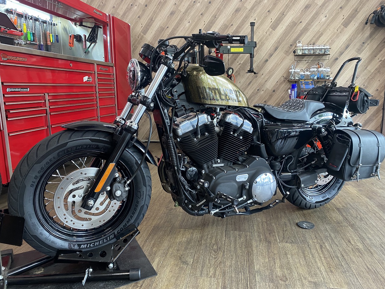 ハーレー Sportster XL1200X Forty-Eight MICHELIN COMMANDERⅢ