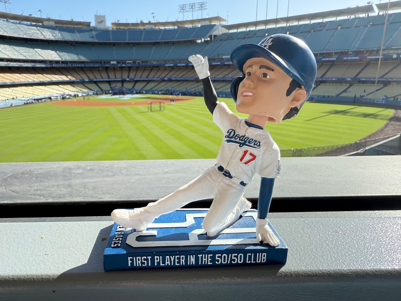 みー】ドジャース 大谷翔平✖️デコピン ボブルヘッド 8/28配布分 みー