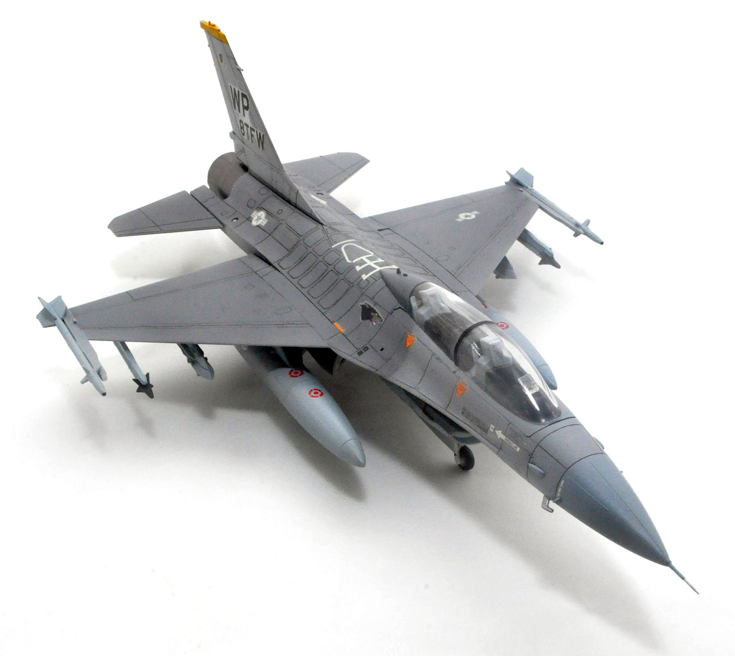 F-16B プラス ファイティング ファルコン (石井まさ屋) : F-16B PLUS