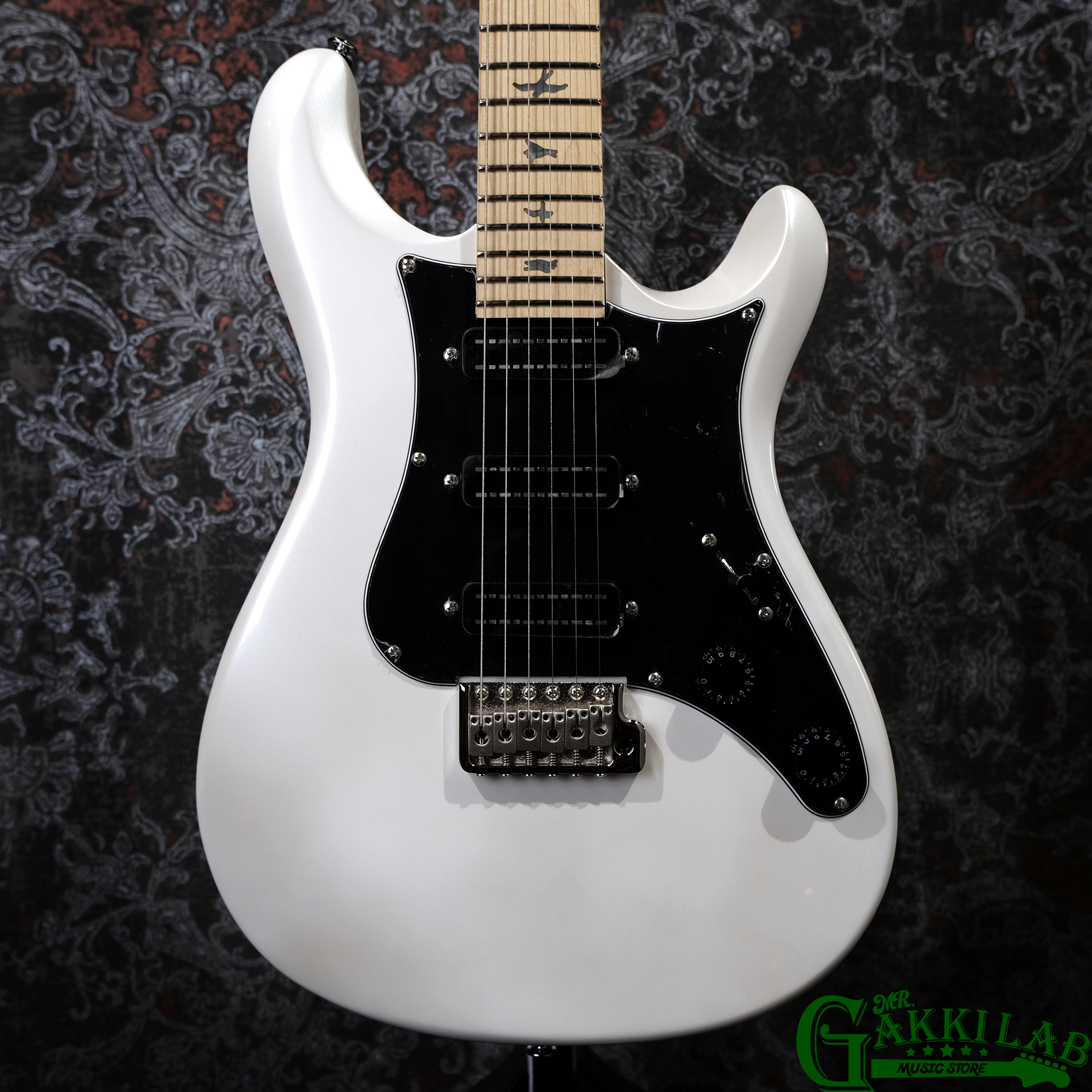 Paul Reed Smith(PRS) SE NF3 Maple Pearl White 2024 | 札幌の楽器屋