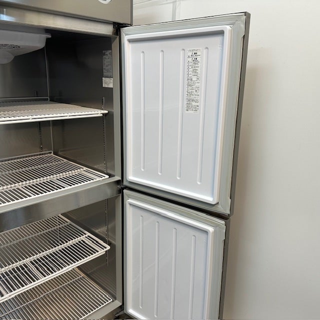 大和冷機 縦型冷凍庫 433SS-NP-EC | 無限堂厨房ネットショップ