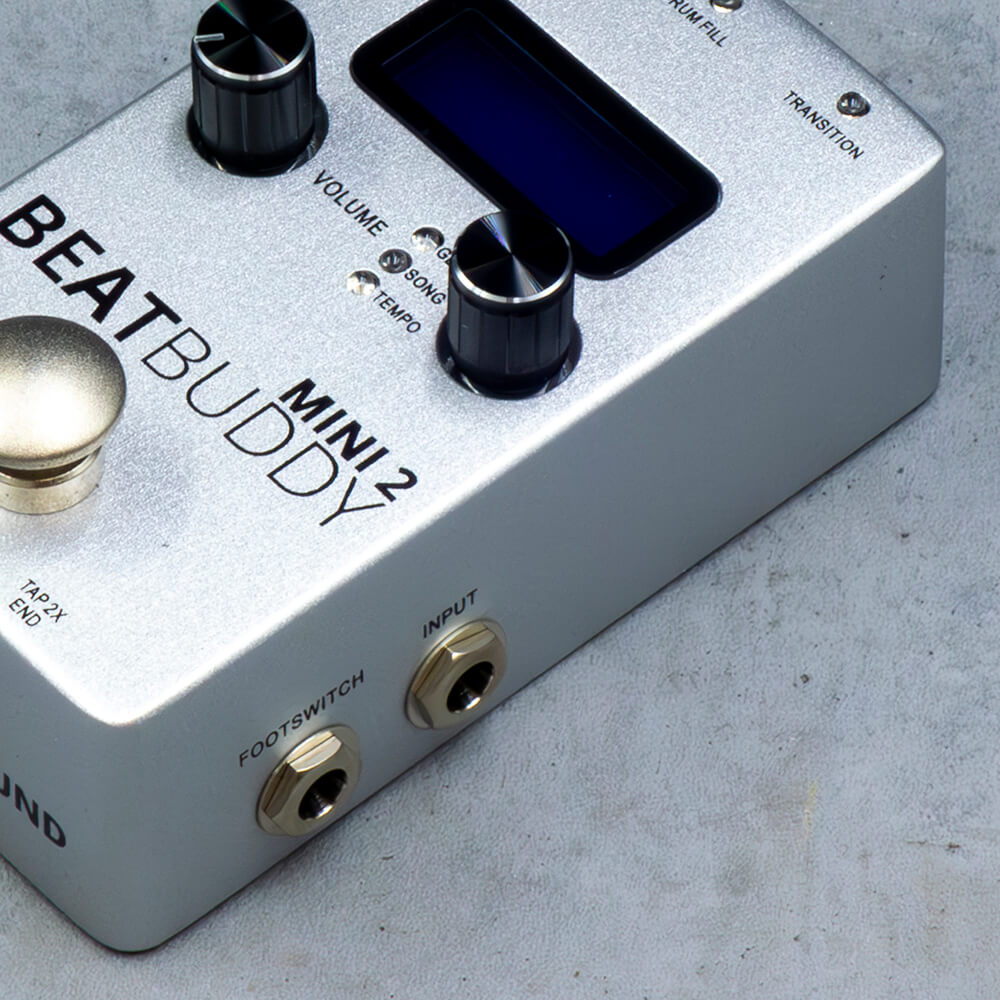 Beat Buddy Mini と 純正フットスイッチ Beat Buddy Mini と 純正