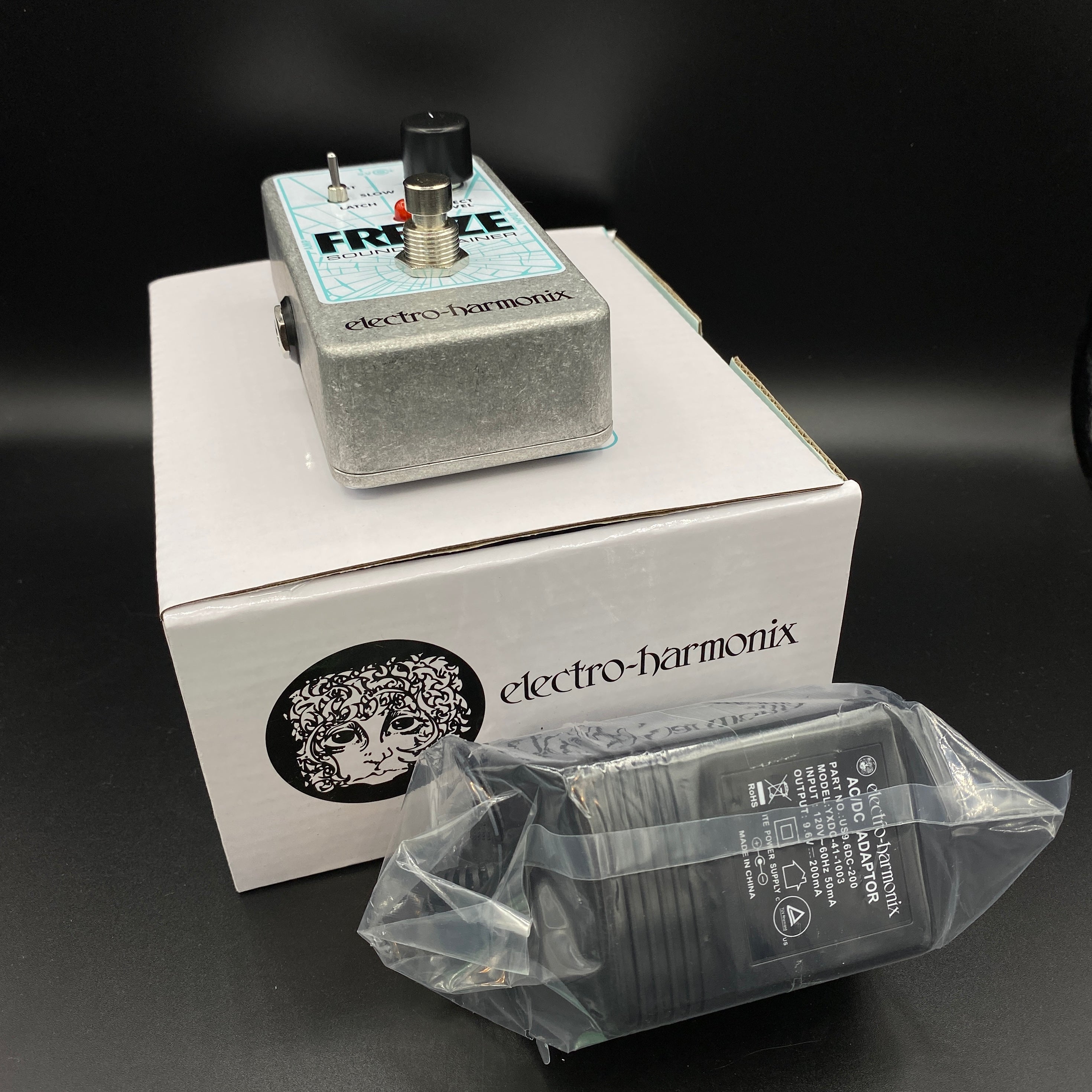 Electro-Harmonix Freeze Sound Retainer – Music Villa MT