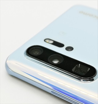 ドコモ版HW-02L購入レビュー]P30 Proのズームカメラは噂通りヤバイ！型