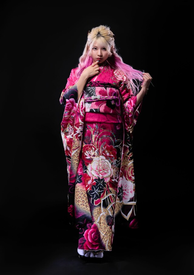 ギャル振袖専門店ジャンヌダルク by #振袖gramの振袖 /ピンク色/赤色