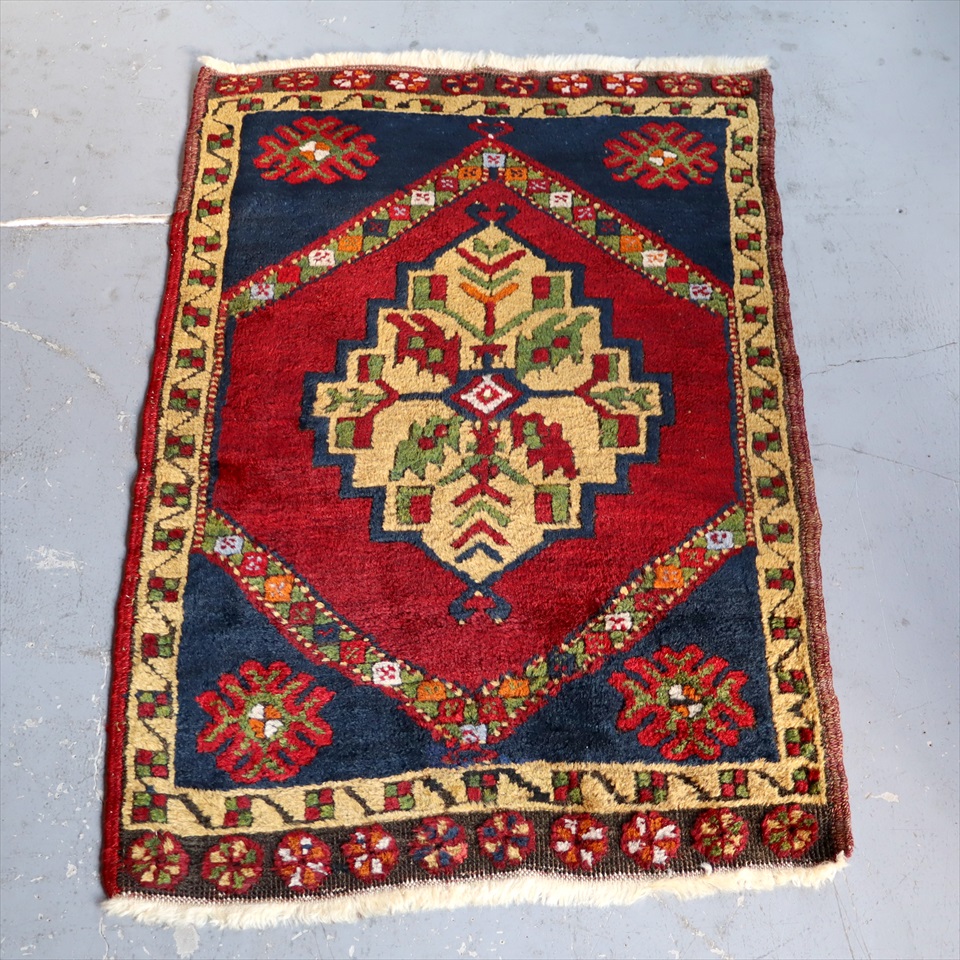 ギャッベ（ギャベ）専門店 インプレッションオブギャッベ / トライバルラグ