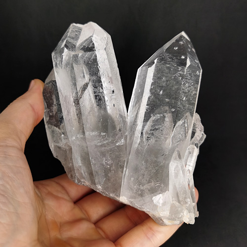 笛 ブラジル産水晶原石 台座付き 笛 ブラジル産水晶原石 台座付き