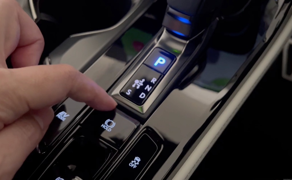 速報】レクサス新型NX用「TV/ナビコントローラー」/「アクティブ