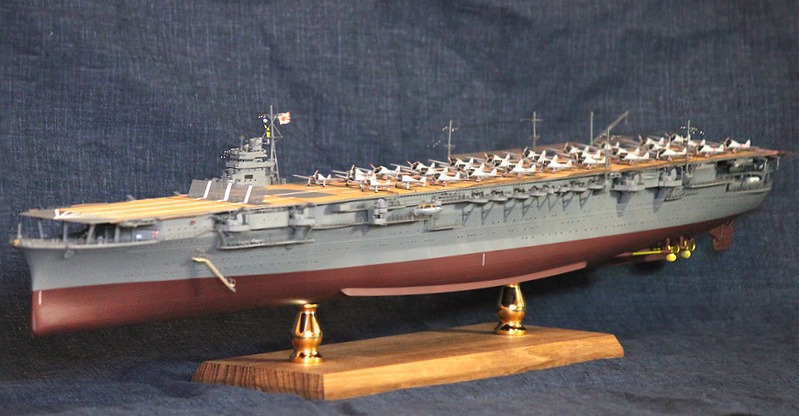 1/350 旧日本海軍航空母艦 翔鶴 1941 第五航空戦隊時 艦載機35機付き 1