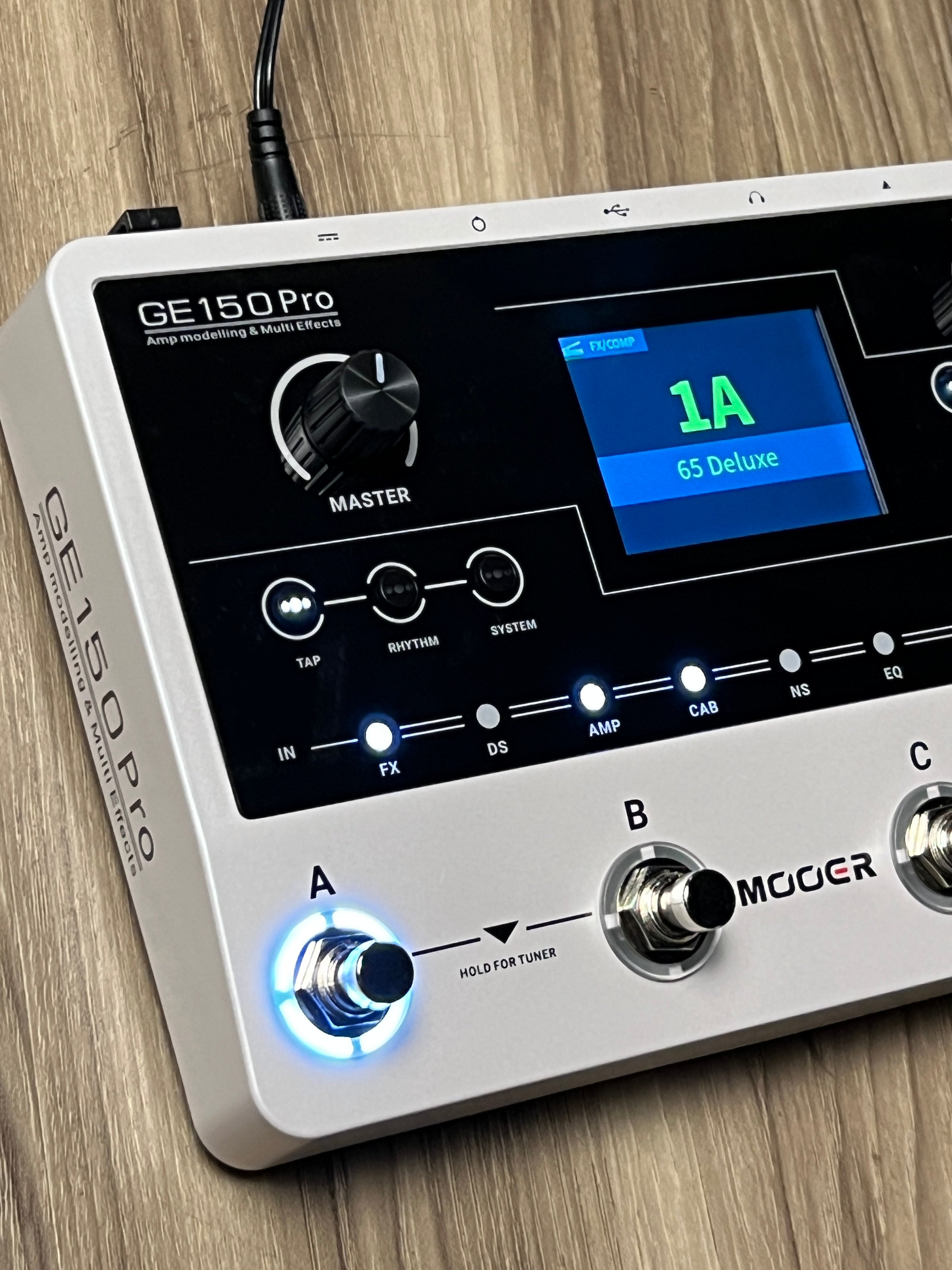 Mooer GE-150 Pro Guitar Multi-Effects Processor – nafiriguitar.com