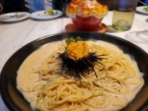 栄／久屋大通 昼は濃厚パスタ、夜はビストロ！ガレージの賄から生まれ