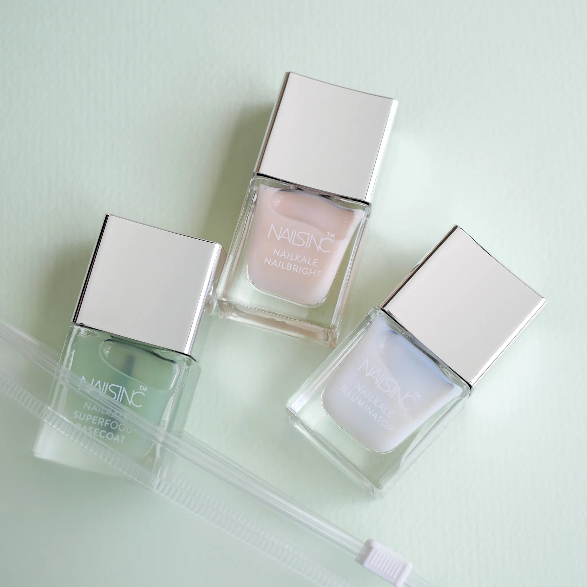 BABY KALE Trio Kit（Basecoat&Colors） – NAILS INC Japan official site