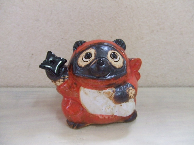 ta-187 手裏剣ミニ忍者たぬき（赤色）｜信楽たぬき専門店/ネット