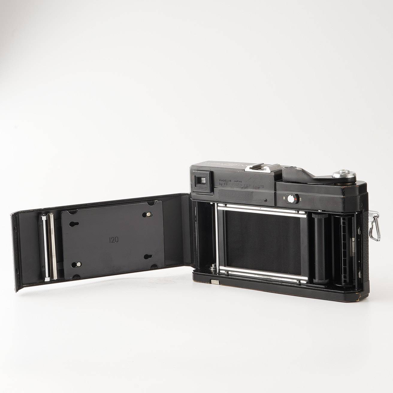 フジ Fujica G690 BLP / FUJINON S 100mm F3.5 中判フィルムカメラ