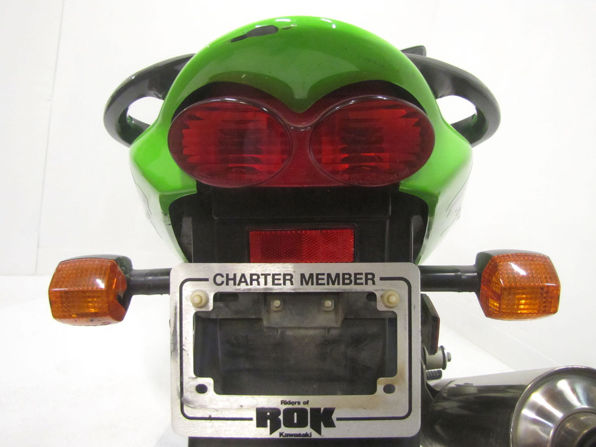 1998 Kawasaki ZX9R Ninja - National Motorcycle Museum