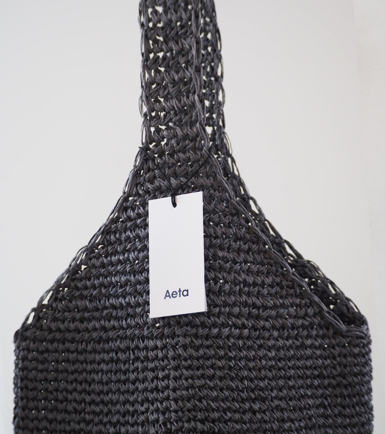 Aeta ペーパー ヤーン ショルダー M, Gray – Navyblue