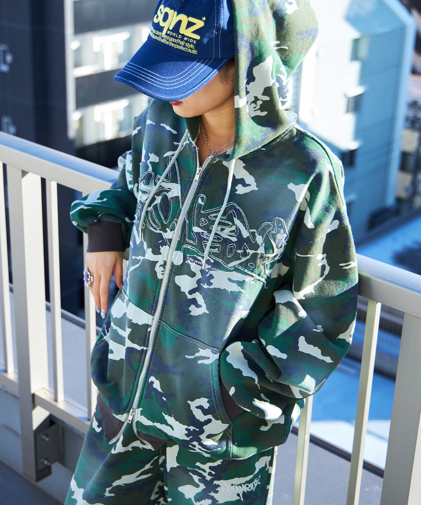 SEQUENZ（シークエンズ）】LOGO APPLIQUE ZIP HOODIE / フルジップ