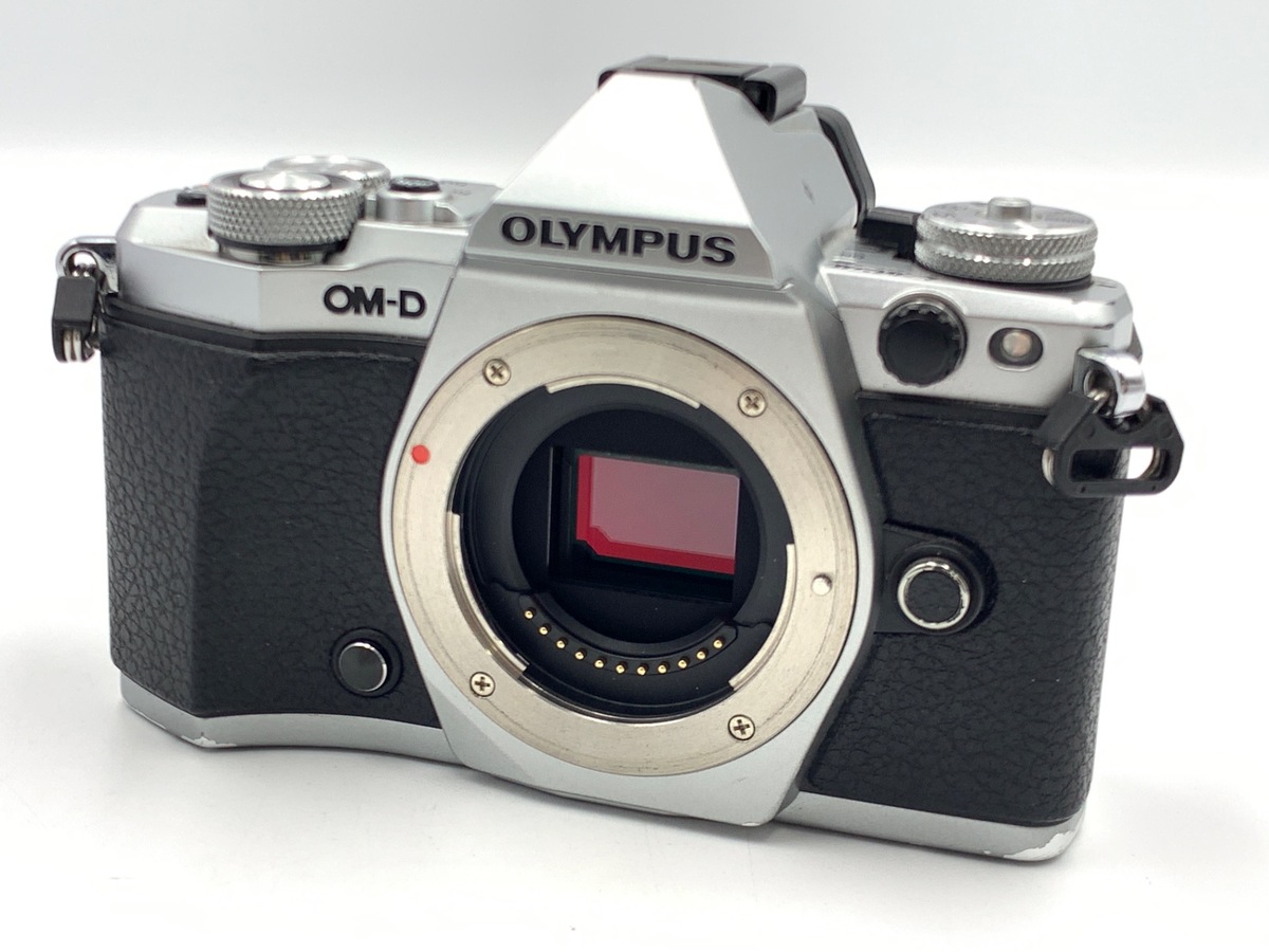 OLYMPUS OM-D E-M5 Mark II ボディ [シルバー] 中古価格比較 - 価格.com