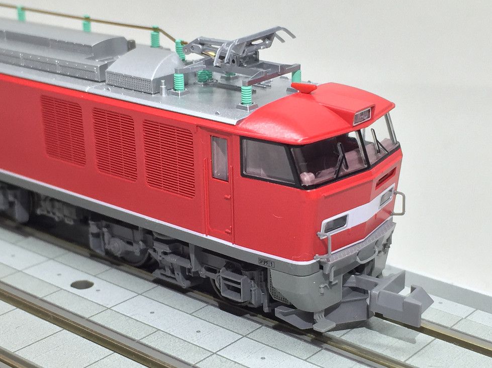 EF510 赤い彗星もといレッドサンダーが入線しました。KATO 3059
