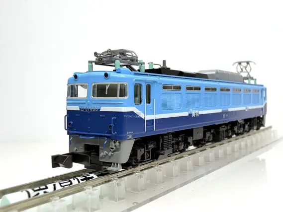 EF81 408 JR貨物試験塗装機が入線です。ホビーセンターカト 3066-S