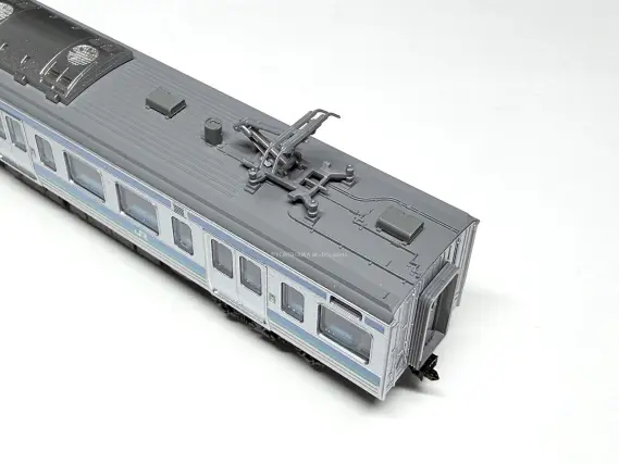 211系3000番台（長野色）N313編成が入線です。 KATO 10-1852 3両セット