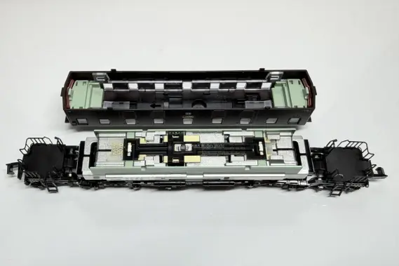 EF57 1号機（宇都宮機関区）が入線しました！ KATO 3069-3 | NGaugeJP