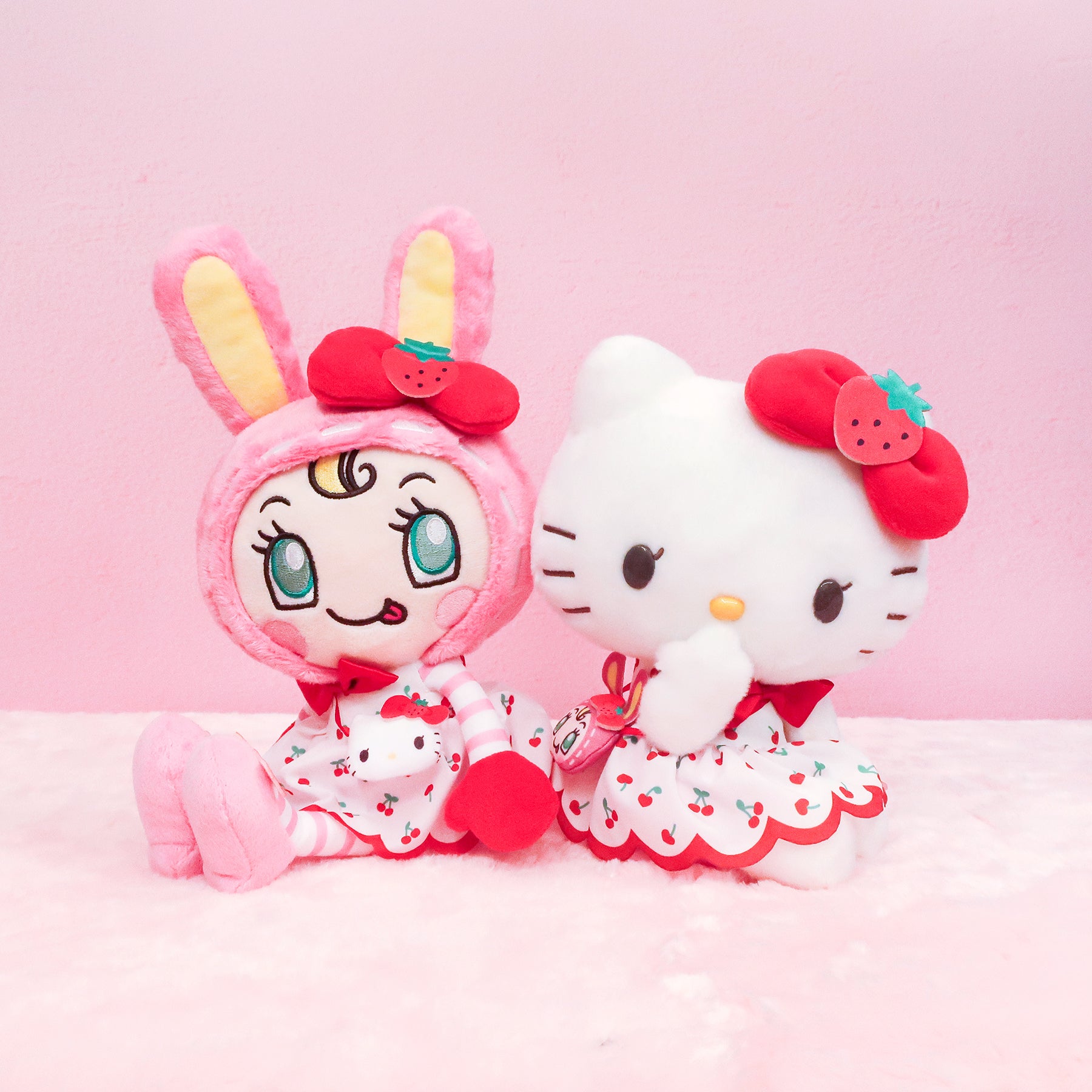 Mezzo Piano × Hello Kitty ぬいぐるみ【全2種】 – nipopo