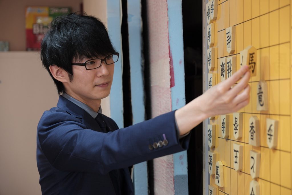 3/22(土) 斎藤慎太郎八段講座「詰将棋作品の美しさと魅力について 2025