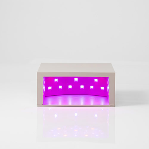 ☆ oui nails ネイルライト 美容機能付き の通販｜ネルパラ