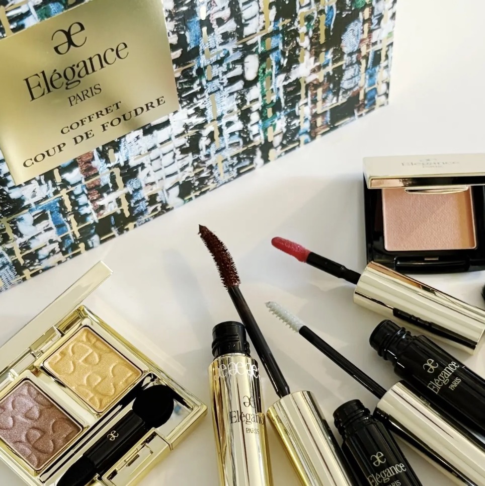 2025クリスマスコフレ】お得すぎて話題騒然！エレガンスの気になる中身