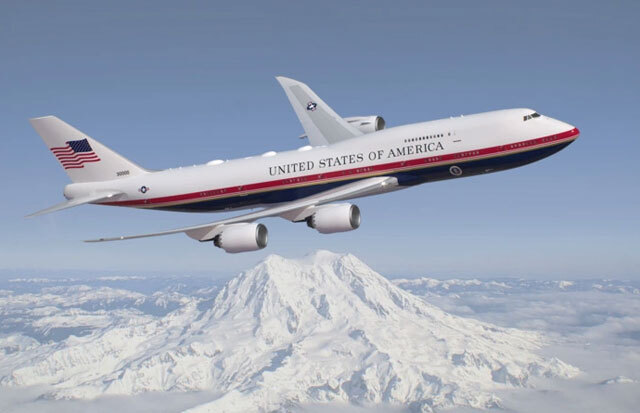 次期エアフォース・ワン新塗装に VC-25BとC-32対象、暫定機も