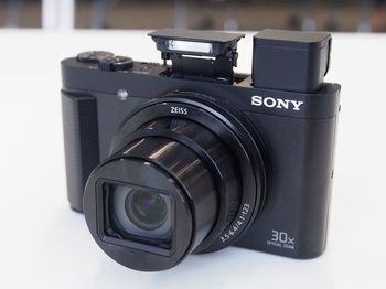 ソニー、EVF内蔵の光学30倍ズームコンデジ「HX90V」 | マイナビニュース