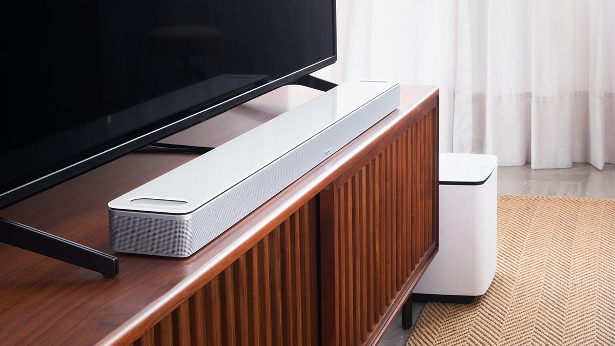 ボーズ初のAtmosサウンドバー登場。「Smart Soundbar 900」を聴く