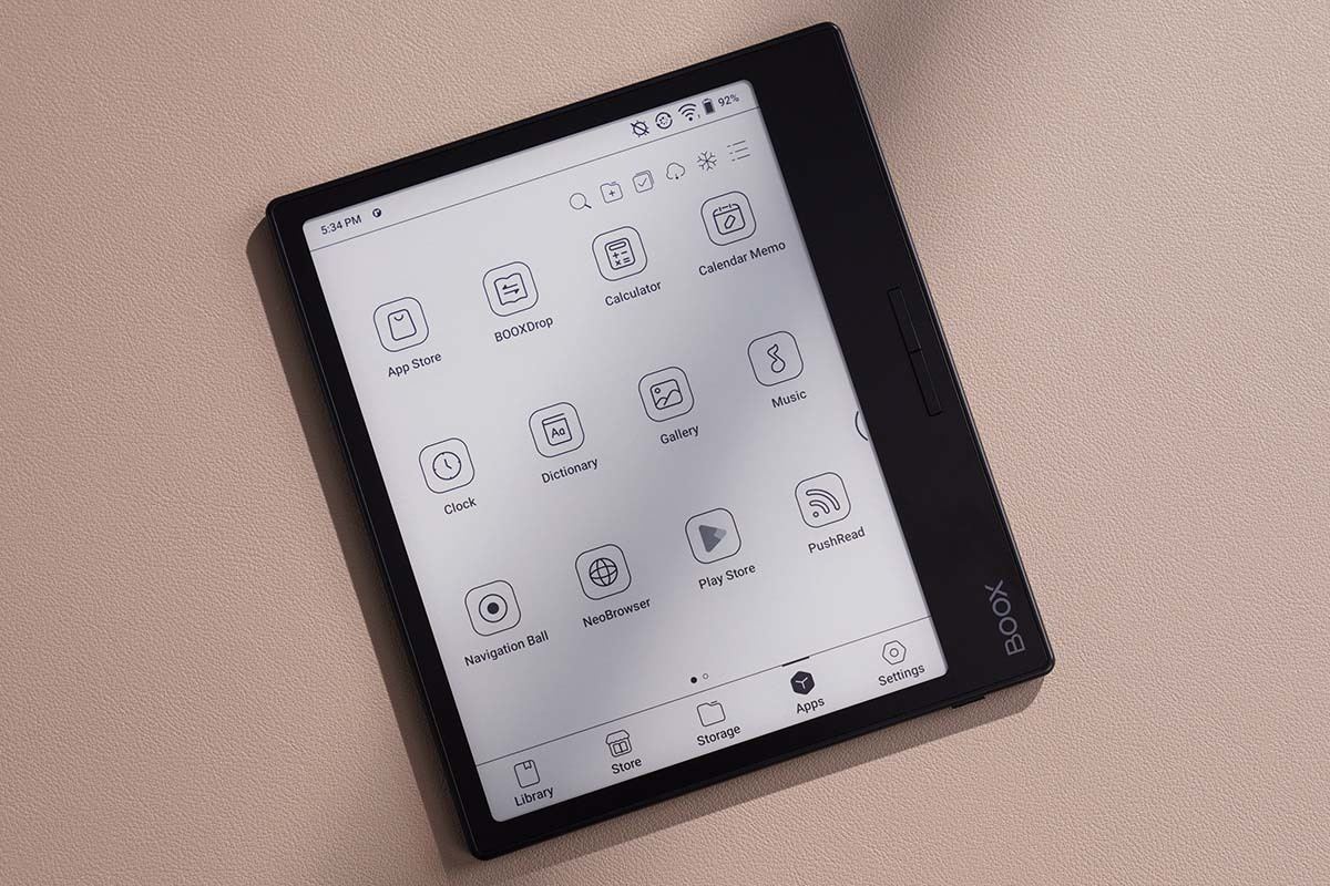 画面の見やすさを高めたカラー電子ペーパー搭載タブレット モノクロ