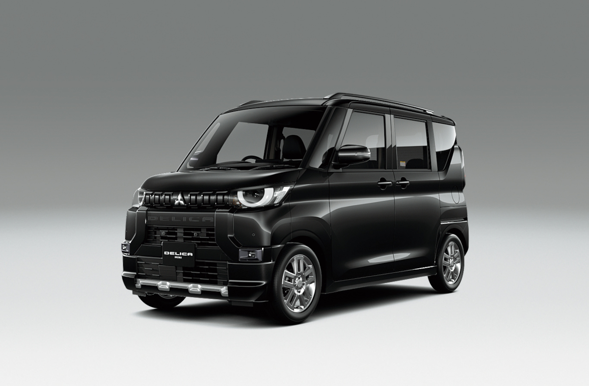 三菱自動車「デリカミニ」にパッケージオプション追加! 「デリ丸。」が