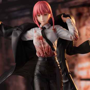 TVアニメ『チェンソーマン』よりマキマが、コートをひるがえし歩き