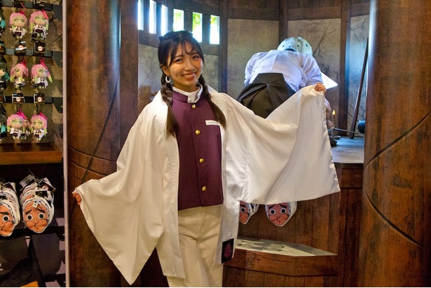 USJ】店内に鋼鐵塚さん!?推しとおそろいのアイテムやお面のフェイス