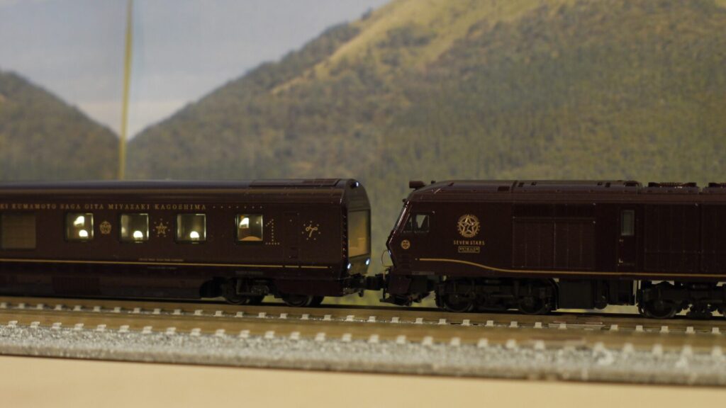 KATO クルーズトレイン「ななつ星in九州」 レビューその1（品番：10