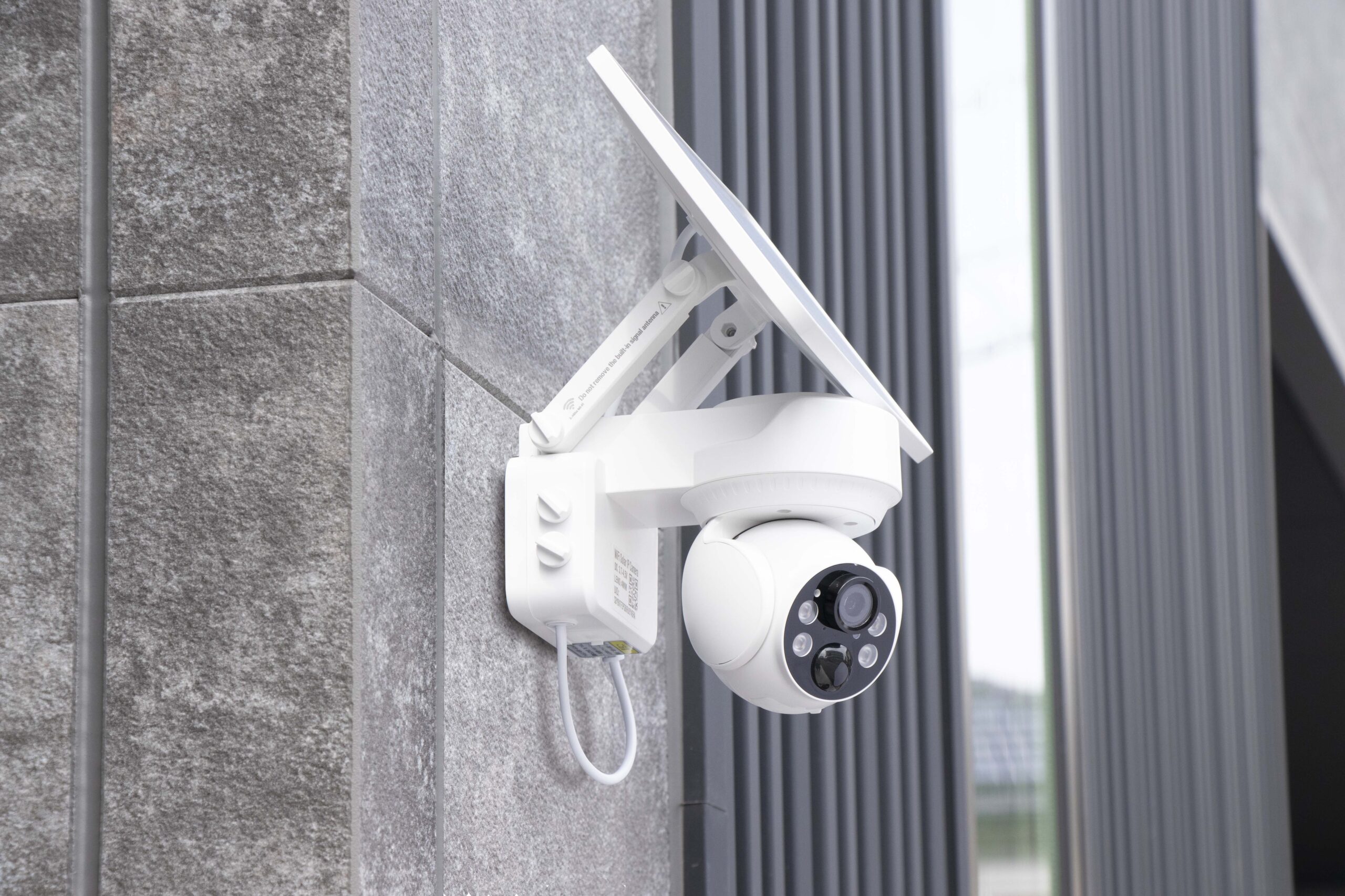 X-1ソーラーバッテリーPTZカメラ_Wi-Fiモデル_ホワイト | NSK