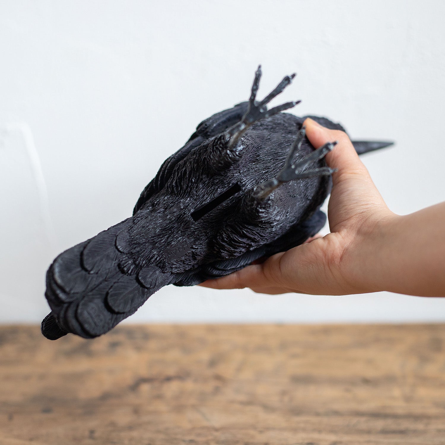 magnet / マグネット 貯金箱 カラス（JUNGLE CROW） – ニコノマニマニ