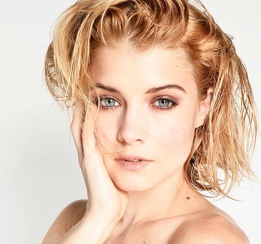 アレクサンドラブレッケンリッジ『THIS IS US』出演女優はお尻が