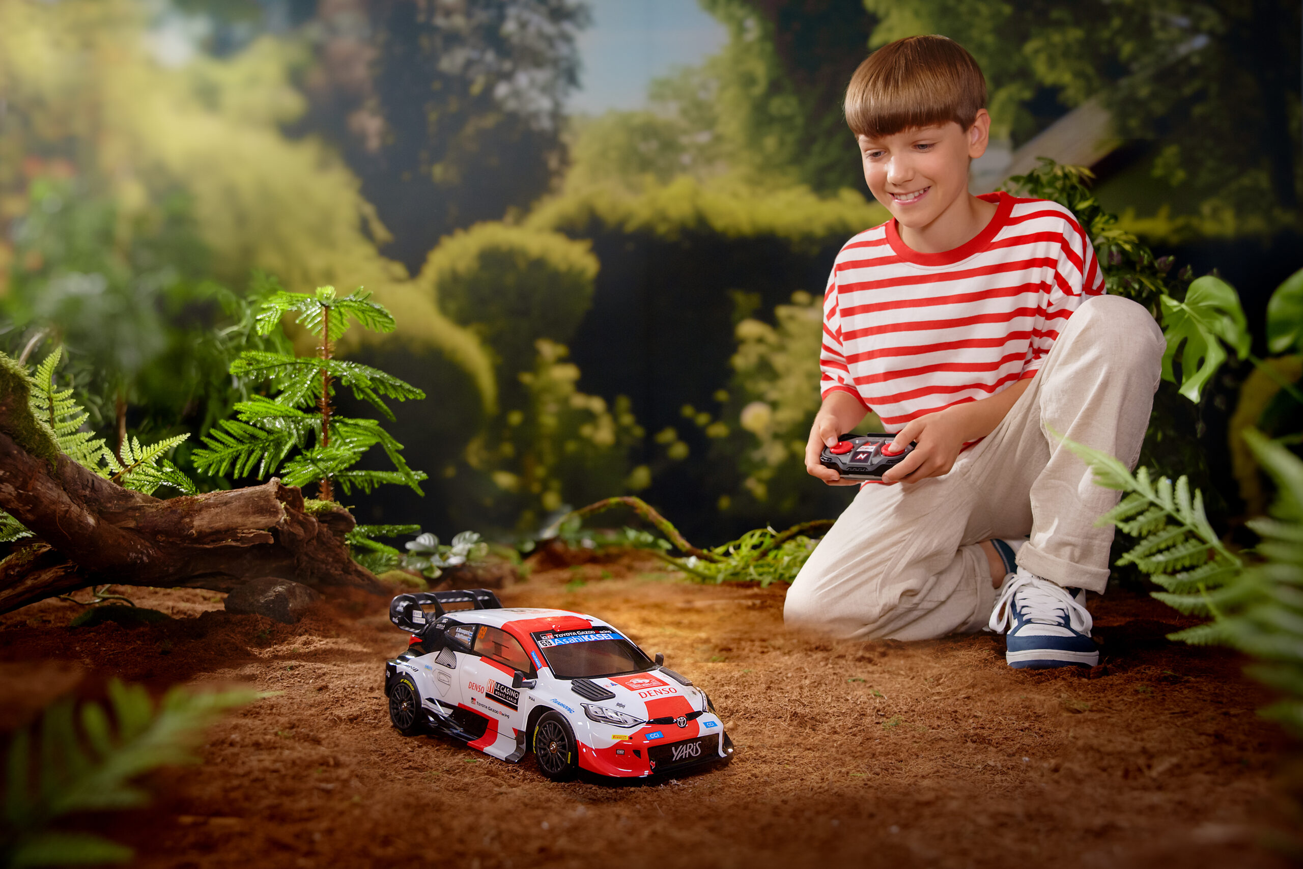 1:16th Rally Series with extra tyres RC – TOYOTA GAZOO Racing